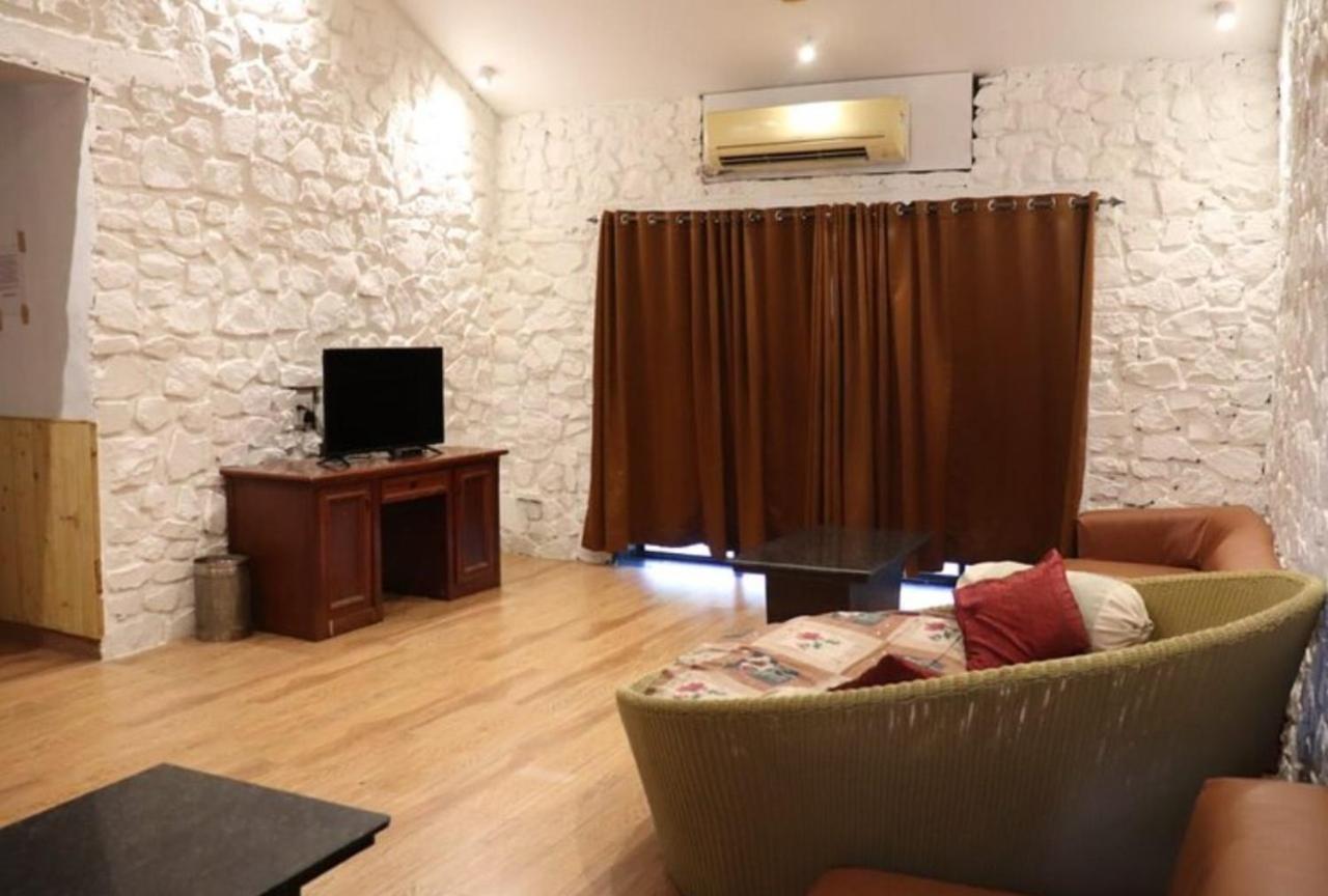 Villa Lion'S Cage à Igatpuri Extérieur photo